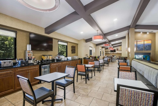 Best Western Asheville -Blue Ridge Parkway image 6