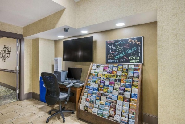 Best Western Asheville -Blue Ridge Parkway image 8